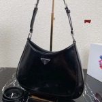 2024年原版復刻新作入荷 プラダ バッグ puy工場 size:30X18.5X4CM