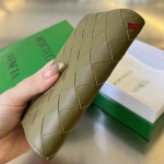 2024年原版復刻新作入荷 Bottega Veneta パスポートホルダー  JING工場 size:13.3x9.5