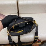 2024年3月18日早春新作入荷FENDIバッグを斜めにまたぐ jux工場24-16-7