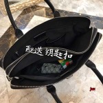 2024年3月19日早春新作入荷ヴェルサーチビジネスカバン メンズ jux工場38cm
