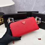 2024年3月26日人気新作入荷プラダ 財布 yue工場