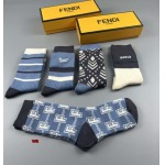 2024年新品人気FENDI 靴下一箱5足セット