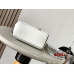 2024年春夏新作入荷高品質 LOEWE バッグ jiatel工場 SIZE:18～12.5～8CM
