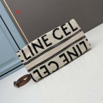 2024年8月1日新品入荷CELINE  バッグ XX工場 SIZE:29*16*13cm