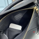 2024年8月1日新品入荷LOEWE バッグ XX工場 SIZE:18*7.5*12cm