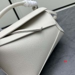 2024年8月1日新品入荷LOEWE バッグ XX工場 SIZE:24-10.5-16cm