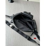 2024年高品質早秋新作入荷 プラダ  ブランドバッグ wp工場size:39-18-10