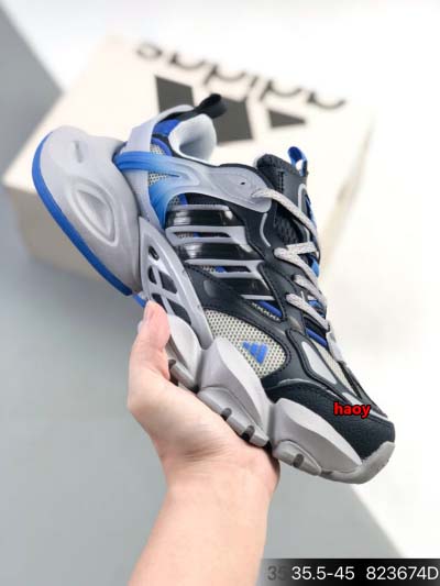 2024年8月28日秋冬新品入荷 Adidas  スニーカー...