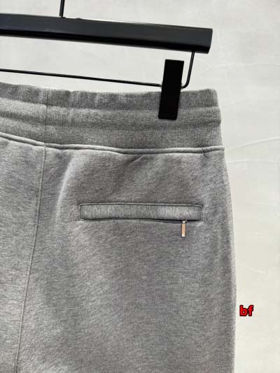 2024年12月4日秋冬新品入荷 Canada Goose 裏起毛 スポーツズボ BF工場 BF工場