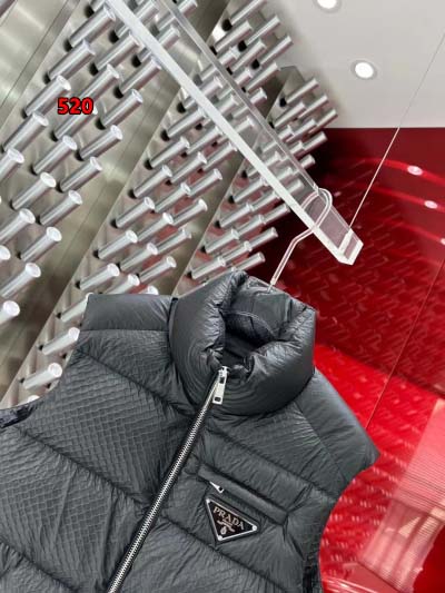 2024年12月9日秋冬高級N品新品 Pradaダウンジャケット ベスト  520工場