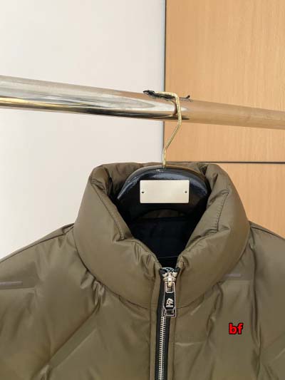 2024年12月11日秋冬高品質PRADA ダウンジャケットアウター bf工場