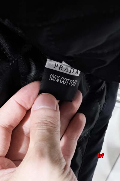 2024年12月11日秋冬高品質PRADA 綿入れの服ジャケットアウター bf工場