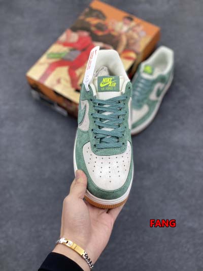 2024年12月20日秋冬新作入荷 NIKE スニーカー FANG工場
