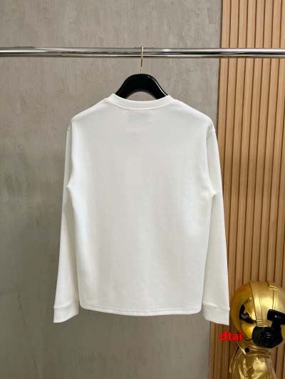 2024年12月26日入荷秋冬新品 ルイヴィトン  長袖 Tシャツdtai工場
