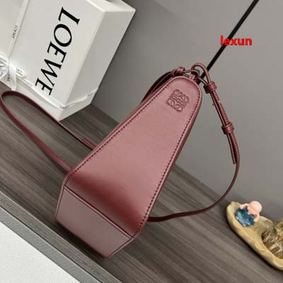 2025年早春新品入荷 LOEWE 本革 バッグ lexun工場size:28*17*9.5CM