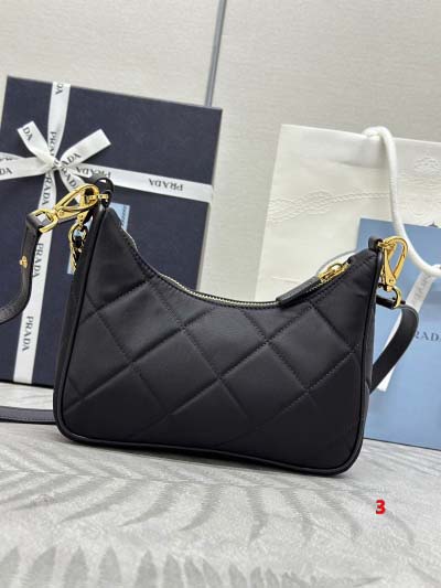 2025年早春高品質新品入荷 PRADA  バッグ 3工場