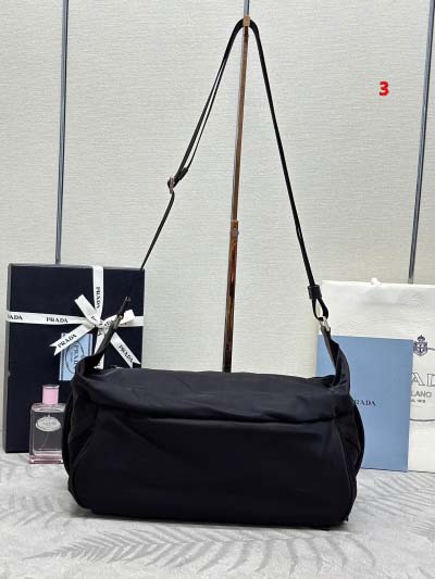 2025年早春高品質新品入荷 PRADA  バッグ 3工場