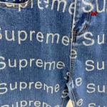 2024年12月4日秋冬新品入荷SUPREME ジーンズ FF工場
