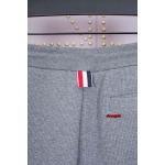 春高品質新品 THOM BROWNE  スポーツズボshp工場