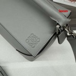 2025年早春新品入荷 LOEWE 本革 バッグ lexun工場Size：36.5*19*23