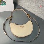 2025年早春高品質新品入荷 PRADA  バッグ 3工場