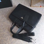 2025年早春高品質新品入荷 PRADA  バッグ 3工場