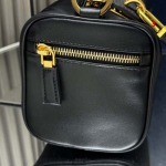 2025年早春高品質新品入荷 PRADA  バッグ 3工場