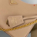 2025年早春高品質新品入荷 PRADA  バッグ 3工場