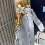 2025年早春高品質新品入荷 PRADA  バッグ 3工場