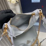 2025年早春高品質新品入荷 PRADA  バッグ 3工場