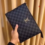 2025年早春新品入荷  ルイヴィトン クラッチバッグ 3工場