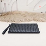 2025年早春新品入荷 Bottega Veneta  クラッチバッグ 3工場