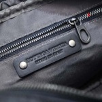 2025年早春新品入荷 Bottega Veneta  クラッチバッグ 3工場