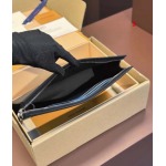 2025年早春新品入荷 ルイヴィトン クラッチバッグ 3工場