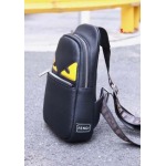 2025年早春新品入荷FENDI  チェストバッグの男性 3工場