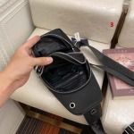 2025年早春新品入荷 PRADA チェストバッグの男性 3工場