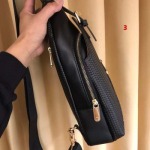 2025年早春新品入荷 ルイヴィトン チェストバッグの男性 3工場