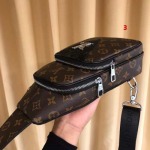 2025年早春新品入荷 ルイヴィトンチェストバッグの男性 3工場