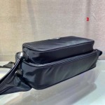 2025年早春新品入荷 PRADA チェストバッグの男性 3工場
