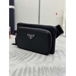 2025年早春新品入荷 PRADA チェストバッグの男性 3工場
