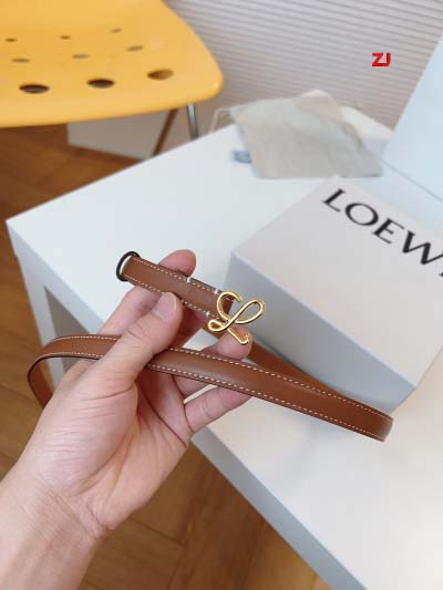 2025年早春新品入荷LOEWE 女性 本革 ベルト ZJ工場