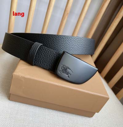 2025年早春新品入荷 バーバリー  本革 ベルト LANG工場