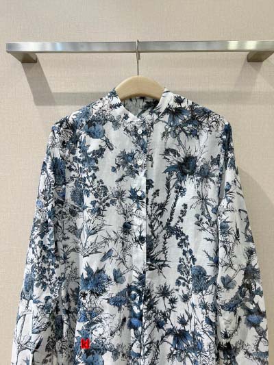 Diorのフローラル長袖シャツは柔らかな生地です