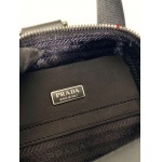 2025年早春新品入荷 PRADA  バッグの男性 3工場