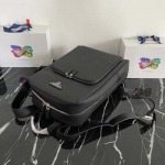 2025年早春新品入荷 PRADA  バッグの男性 3工場