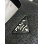 2025年早春新品入荷 PRADA  バッグ  3工場