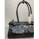2025年早春新品入荷 PRADA  バッグ  3工場