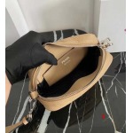 2025年早春新品入荷PRADA   バッグ 3工場
