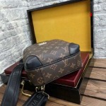 2025年早春新品入荷 グッチ  バッグ 3工場