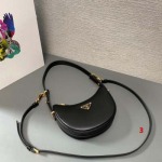 2025年早春新品入荷PRADA バッグ 3工場